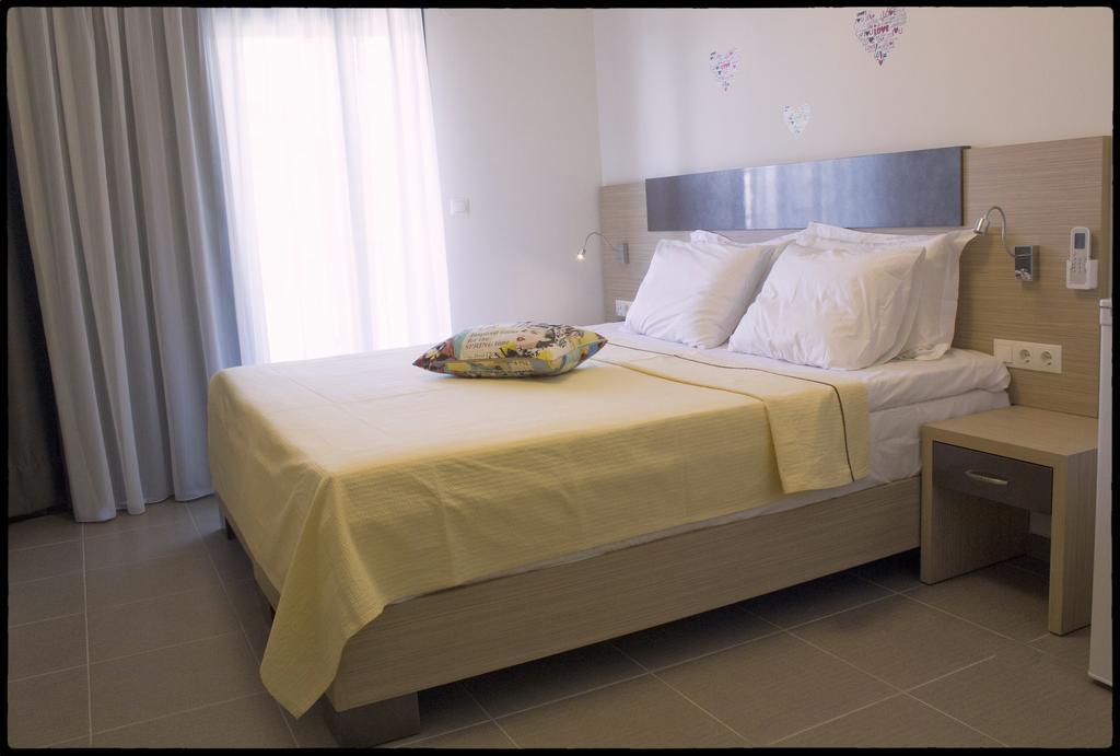 Eco Paralia Room photo
