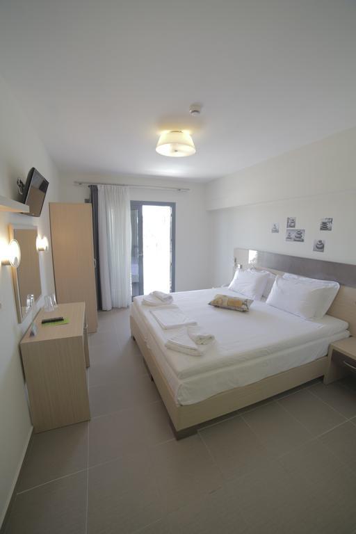 Eco Paralia Exterior photo